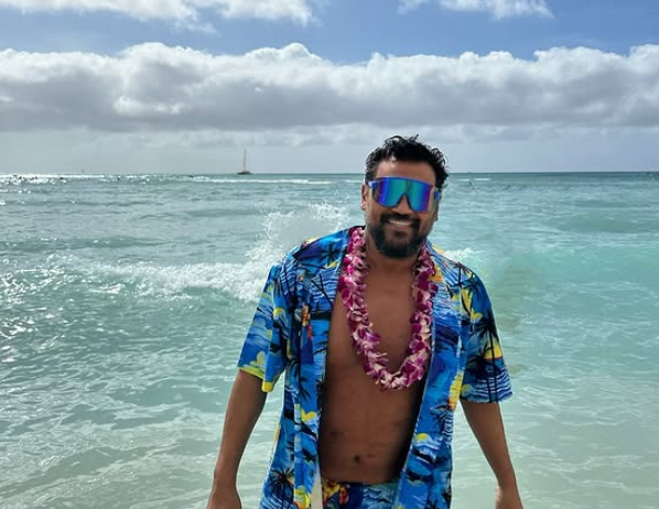 Азис обяви, че се омъжва за американец: „Никой няма да види каквото и да е“