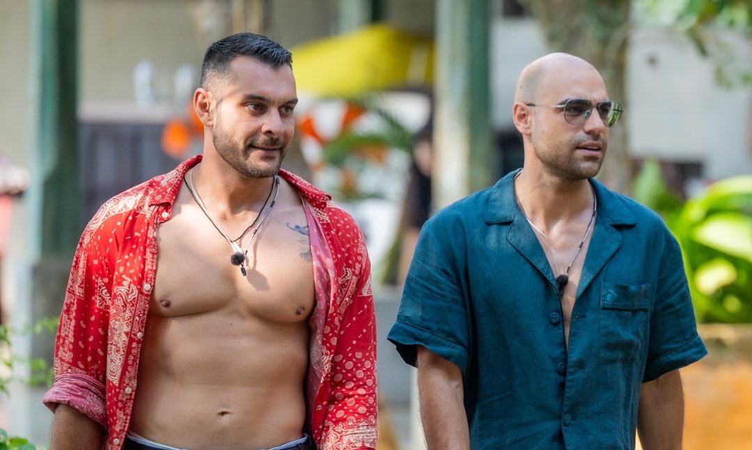 Крис избира: Ето коя дама от „Ергенът“ 5 си тръгва с годежен пръстен, закачен на врата